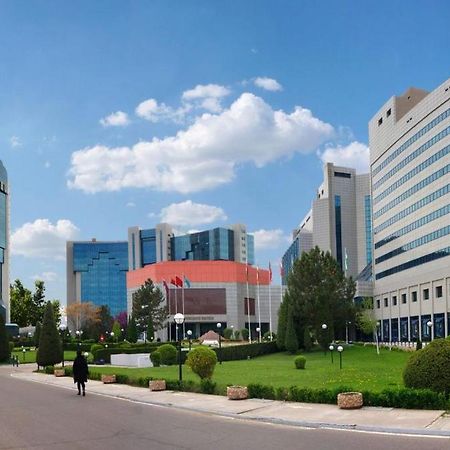 Дом Отель Бадамзар Tashkent Esterno foto