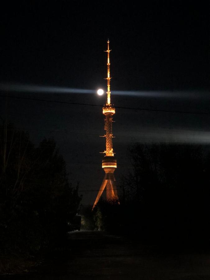 Дом Отель Бадамзар Tashkent Esterno foto
