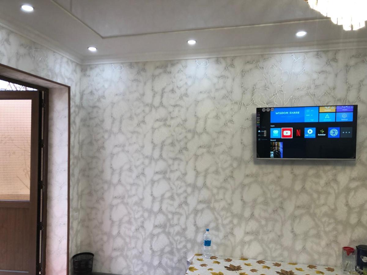 Дом Отель Бадамзар Tashkent Esterno foto