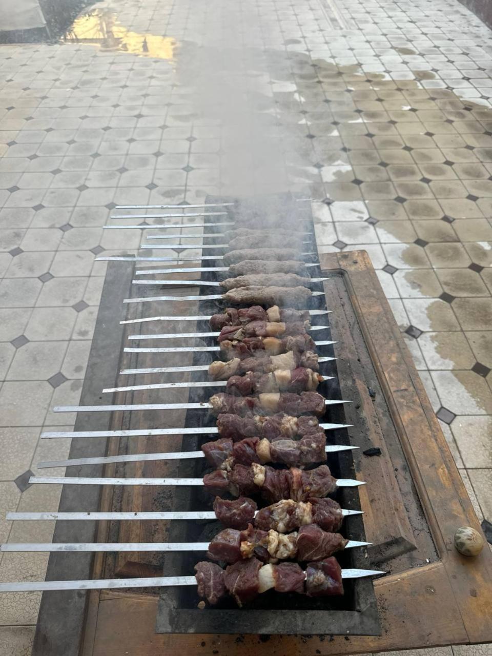 Дом Отель Бадамзар Tashkent Esterno foto